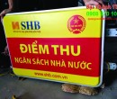 Hộp đèn hút nổi